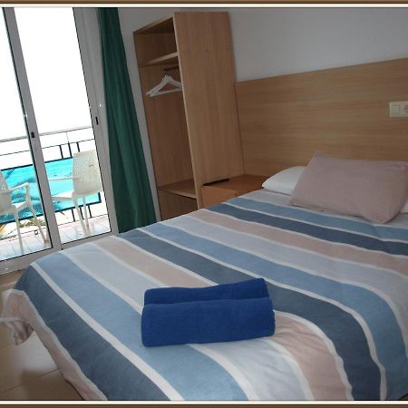 Hostal Mozaik Lloret Lloret de Mar Exterior foto
